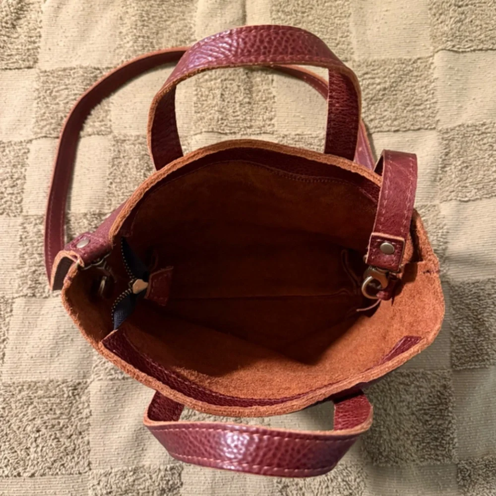 Portland Leather Goods Mini Crossbody with Zipper - Nutmeg *plus organizer* - Picture 4 of 7